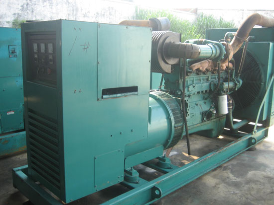 遂溪租赁发电机- 发电机碳刷磨损的原因是什么