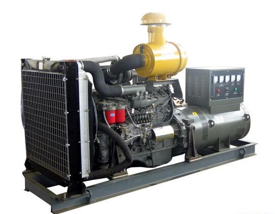 遂溪汽油发电机组冬季保养时，燃油系统需要注意什么？